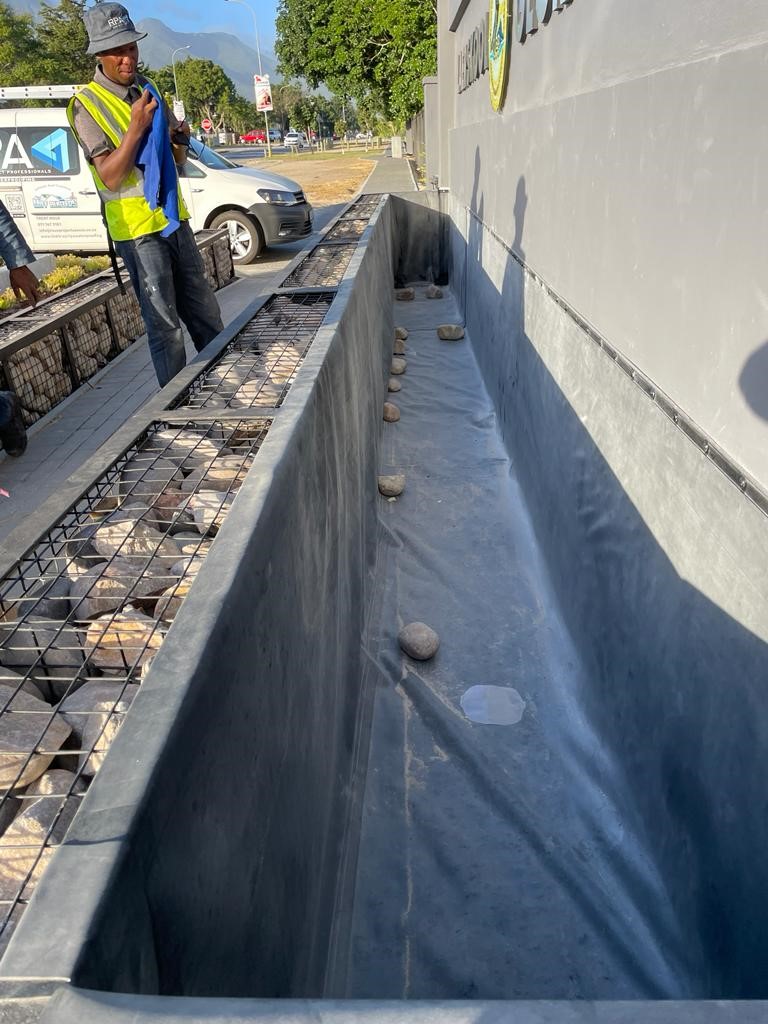 RPA Waterproofing - Planter Box EPDM Waterproofing - George-Suid Laerskool - George - Western Cape -3