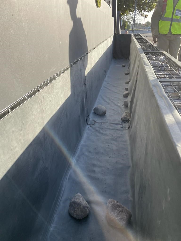RPA Waterproofing - Planter Box EPDM Waterproofing - George-Suid Laerskool - George - Western Cape -5